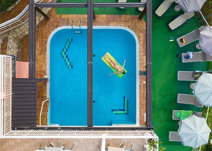 Hotel Eden
